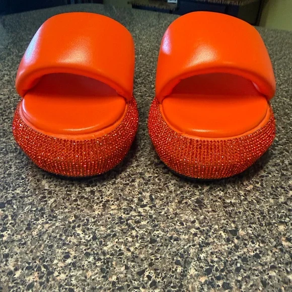 “AZALEA WANG” Rhinestone Platform Puffed Slide Sandals - Picture 7 of 13